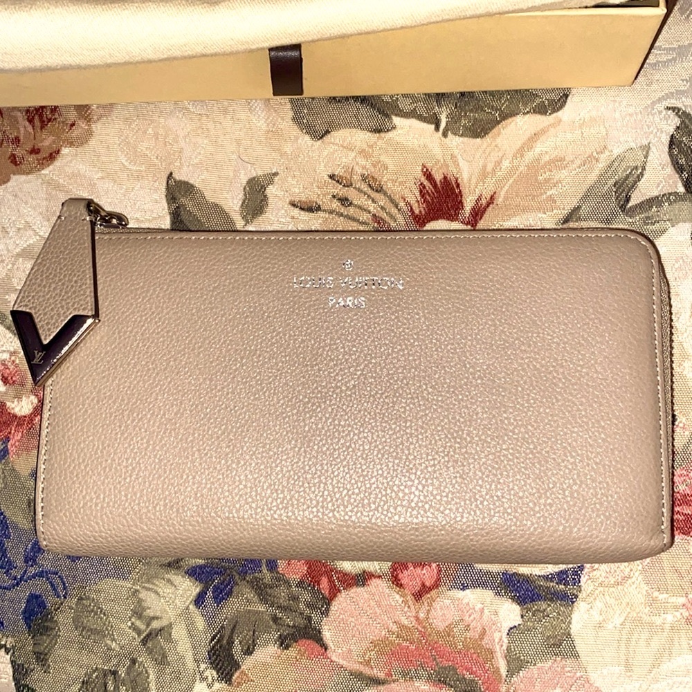 LOUIS VUITTON LONG WALLET COMETE TAURILLON LEATHER BOX & DUSTBAG IMMACULATE